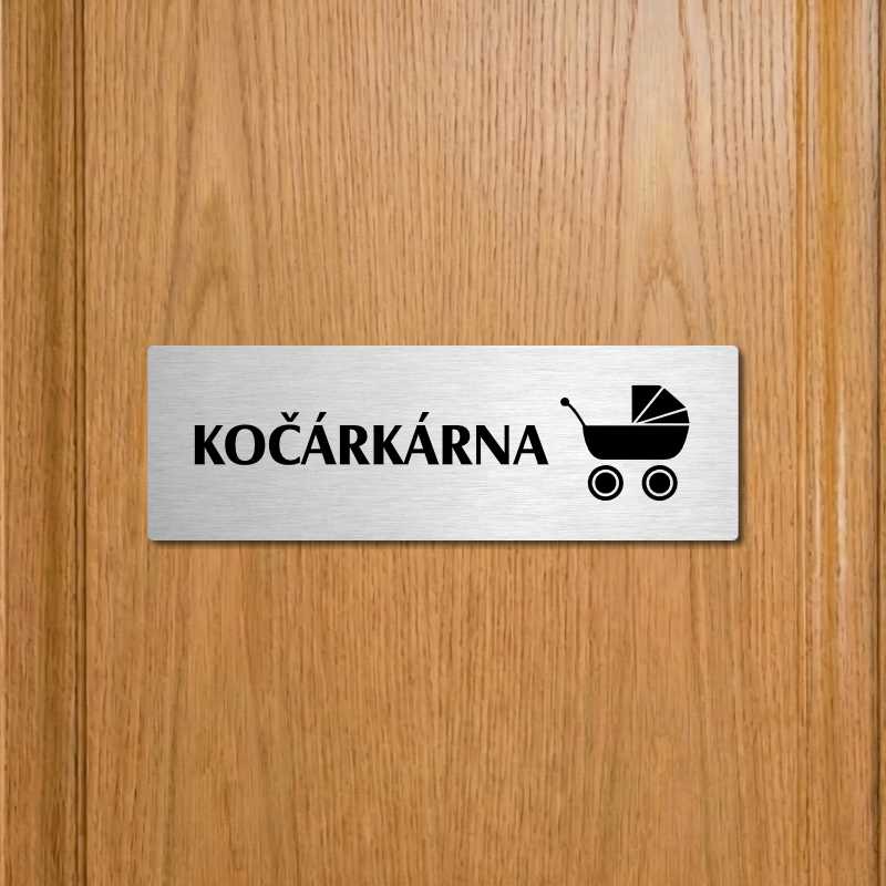 Kočárkárna, 200x66mm, stříbrná popiska s ozdobou uprostřed